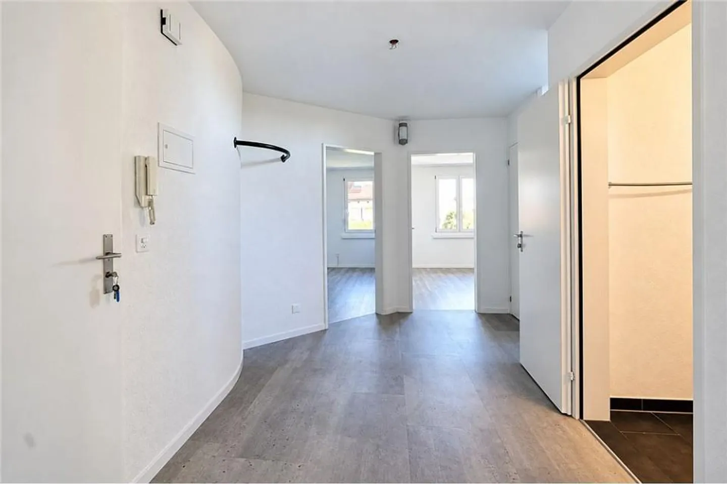 Fast wie im Einfamilienhaus: Gut unterhaltene 5.5-Zimmer-Maisonette... - Foto 10 von 13