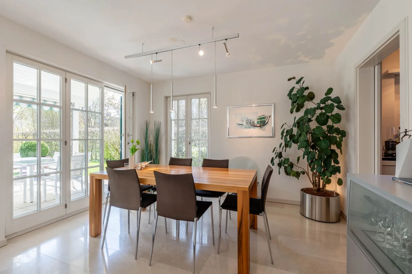 Charmante maison de campagne anglaise avec jardin soigné - Photo 4 sur 18