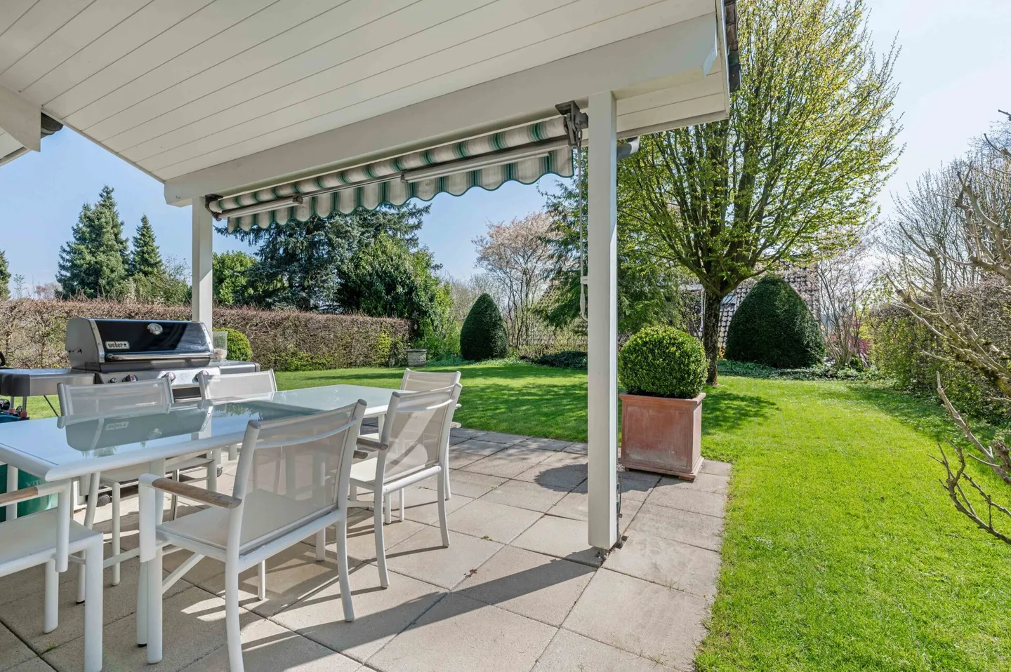 Charmante maison de campagne anglaise avec jardin soigné - Photo 2 sur 18