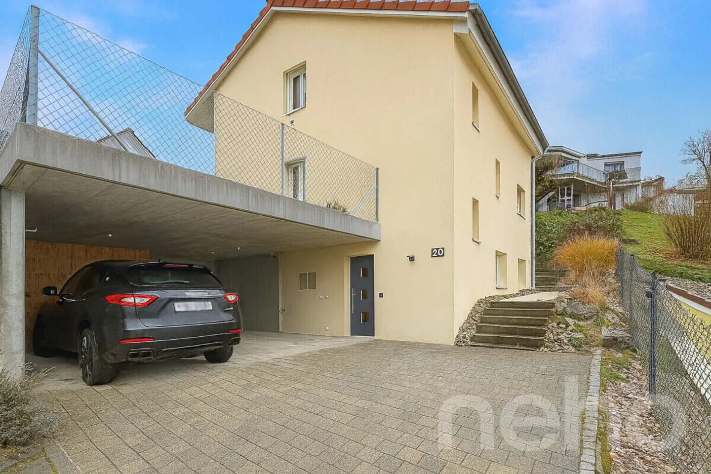 Modernes Familienhaus mit Garten - Foto 11 von 12