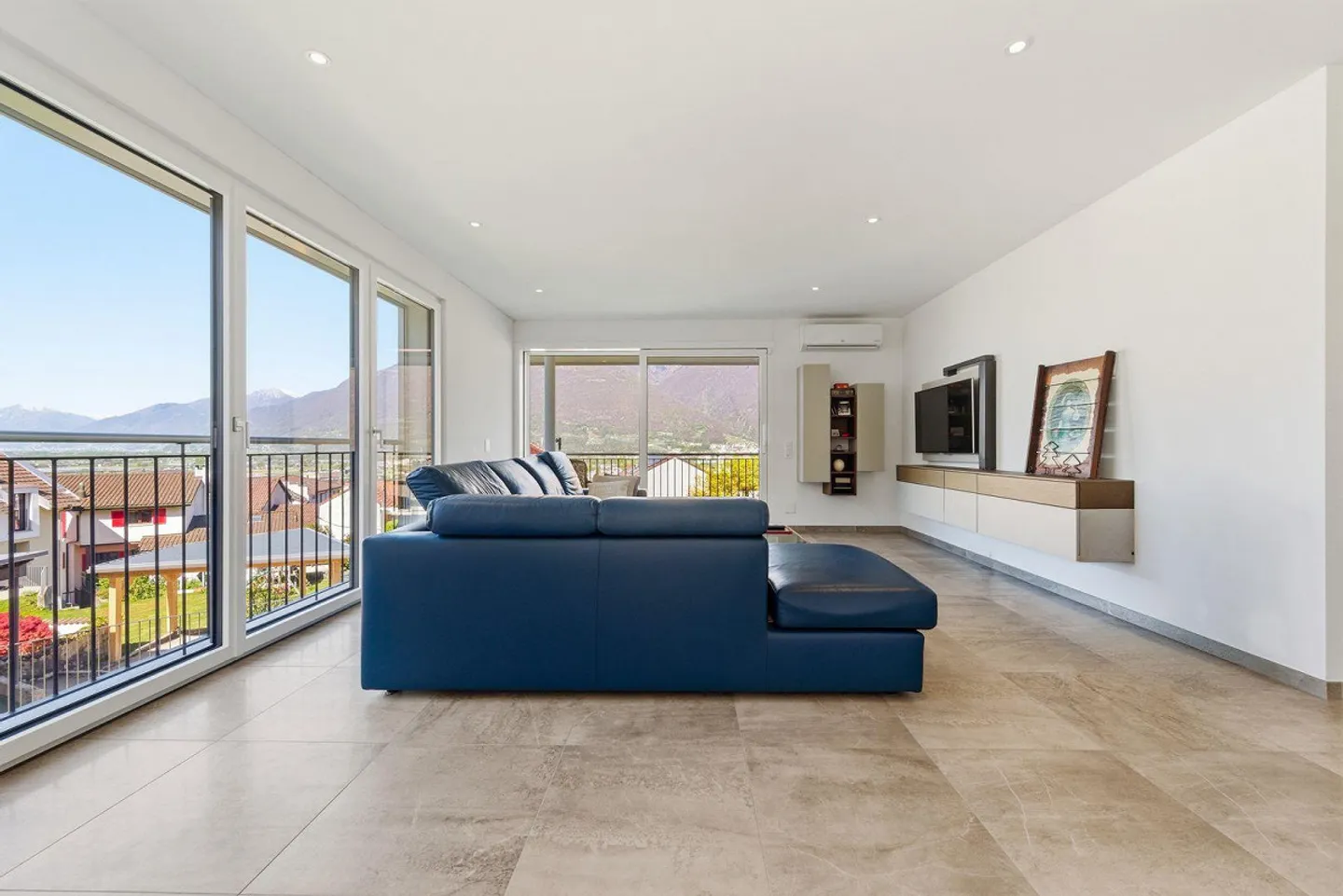 Duplex Elegante con Vista Panoramica - Foto 7 di 15