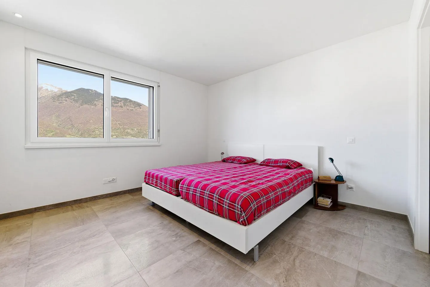 Duplex Elegante con Vista Panoramica - Foto 10 di 15