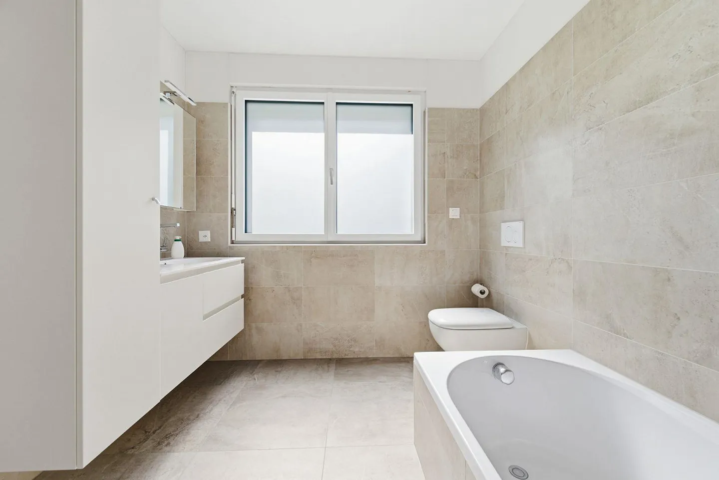 Duplex Elegante con Vista Panoramica - Foto 11 di 15