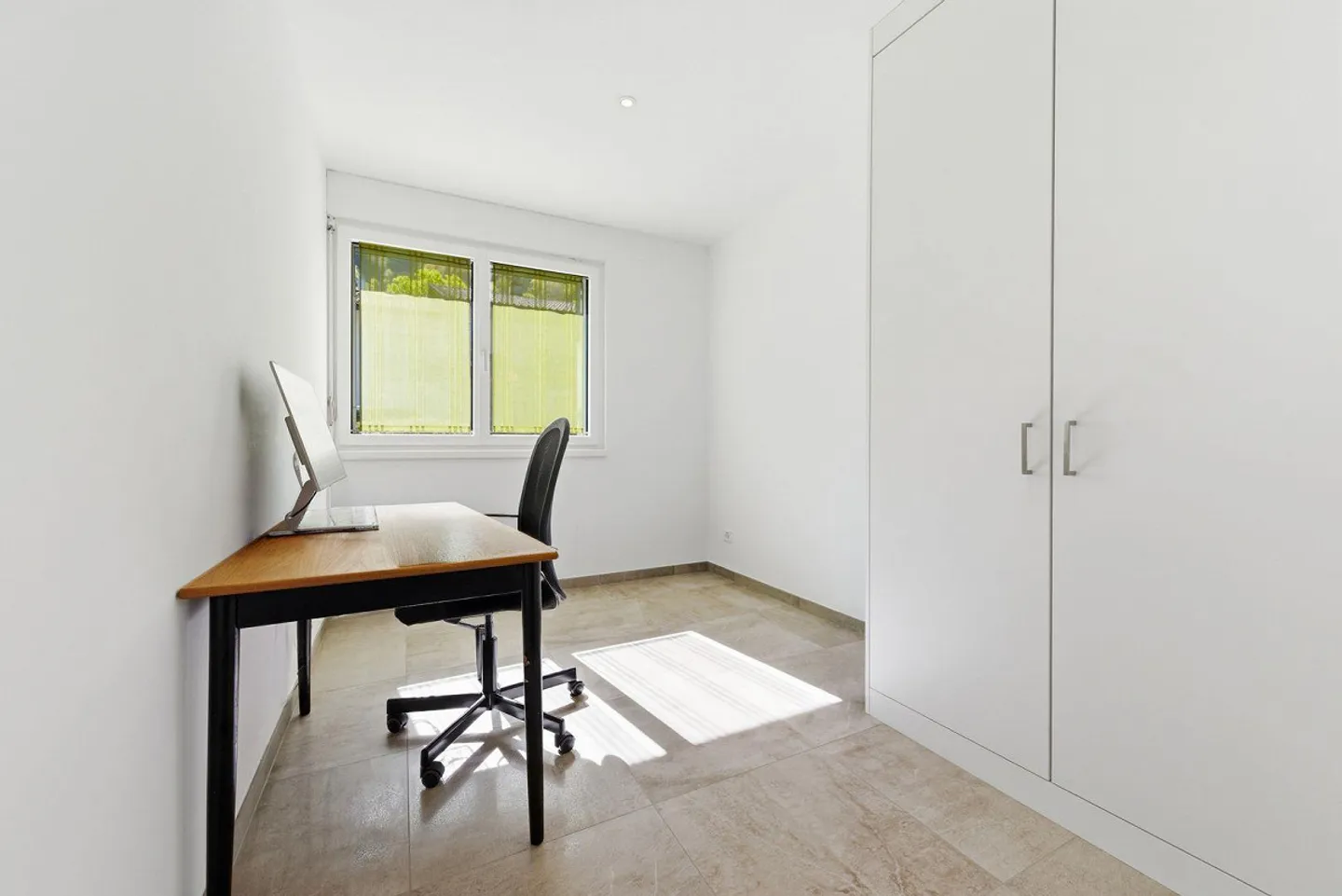 Duplex Elegante con Vista Panoramica - Foto 14 di 15