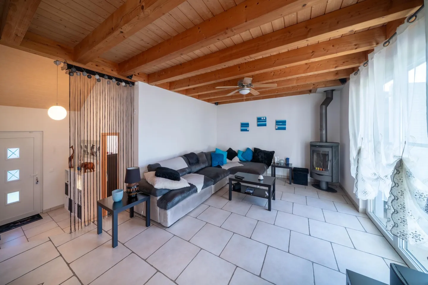 Charming Family Villa in Mathod - Photo 7 of 13