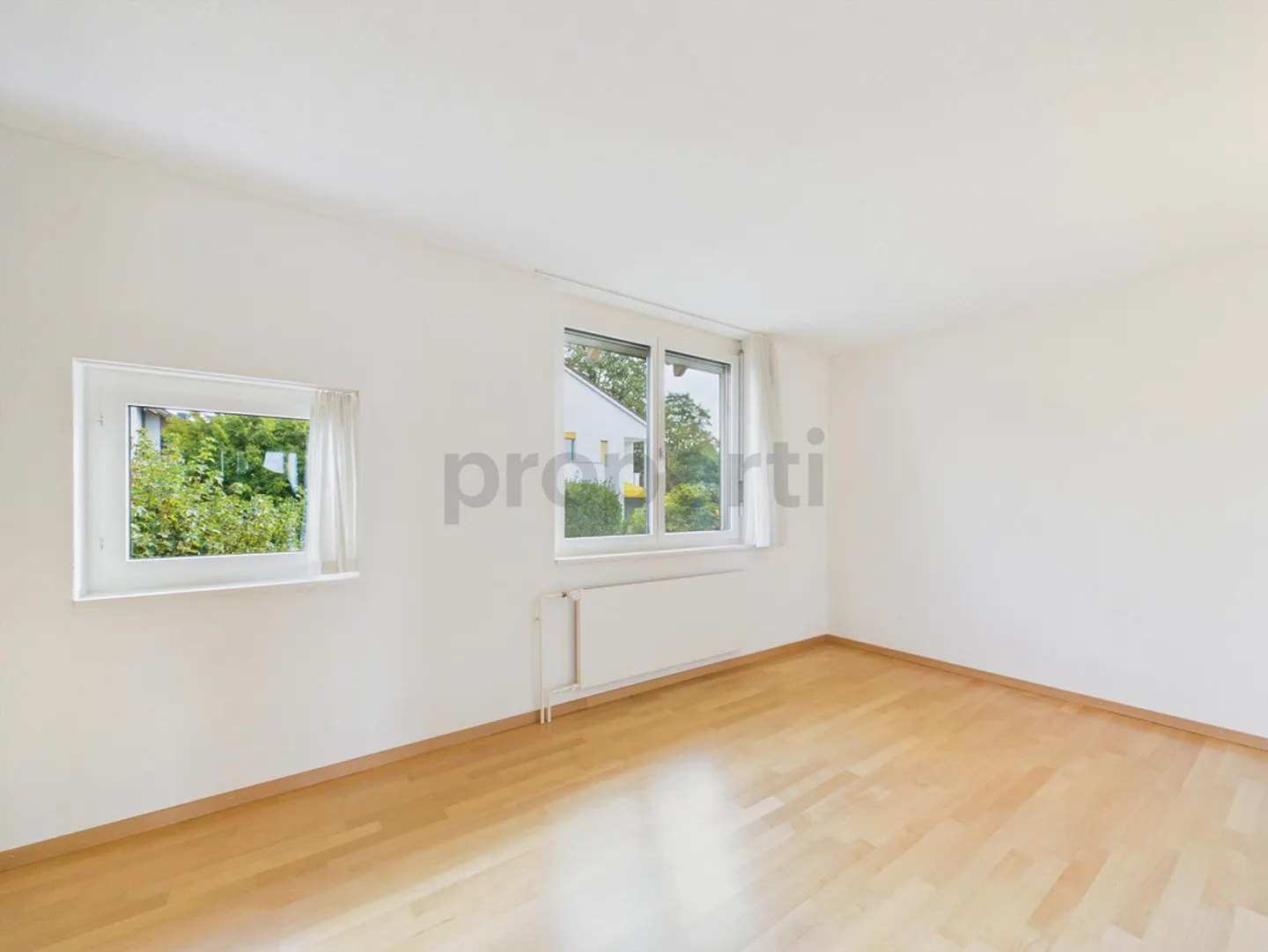 Dreamlike View, Private Balcony & Generous Space in the Canton of Zug! - Photo 8 of 17