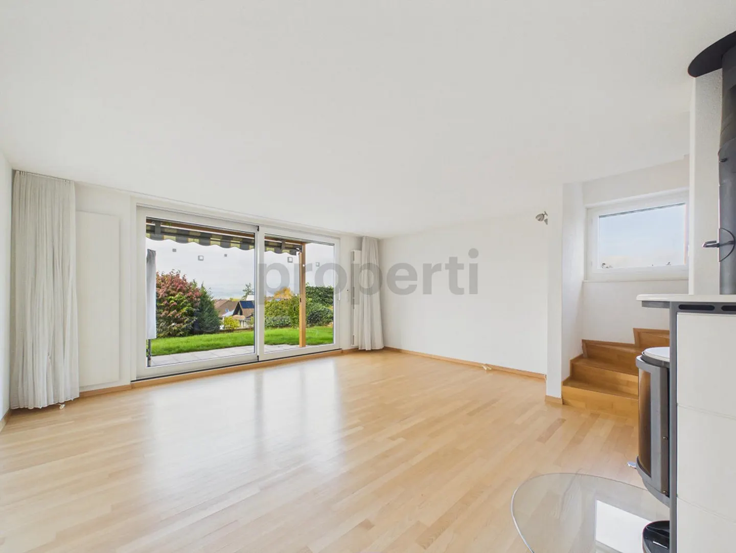 Dreamlike View, Private Balcony & Generous Space in the Canton of Zug! - Photo 4 of 17