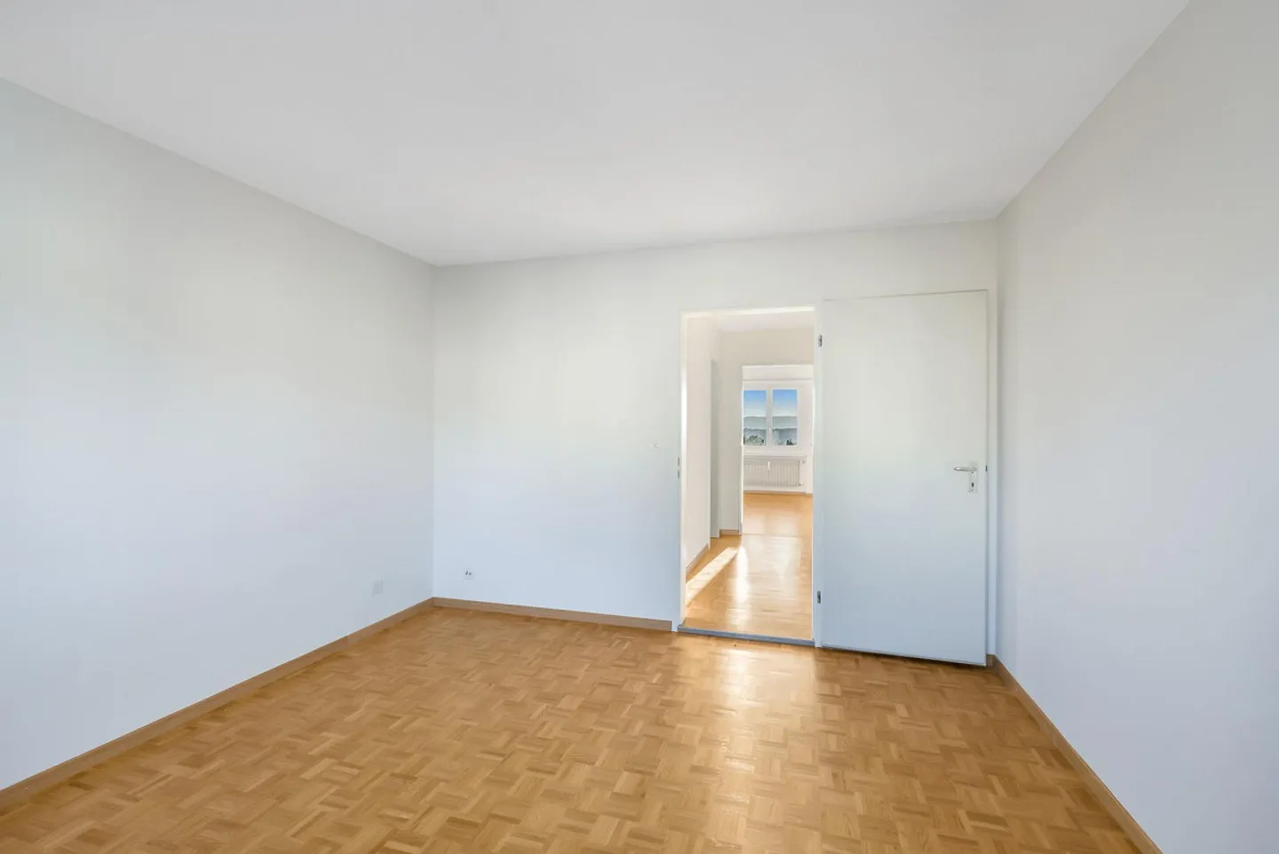 Great Family Apartment in a Quiet Location! - Photo 8 of 11