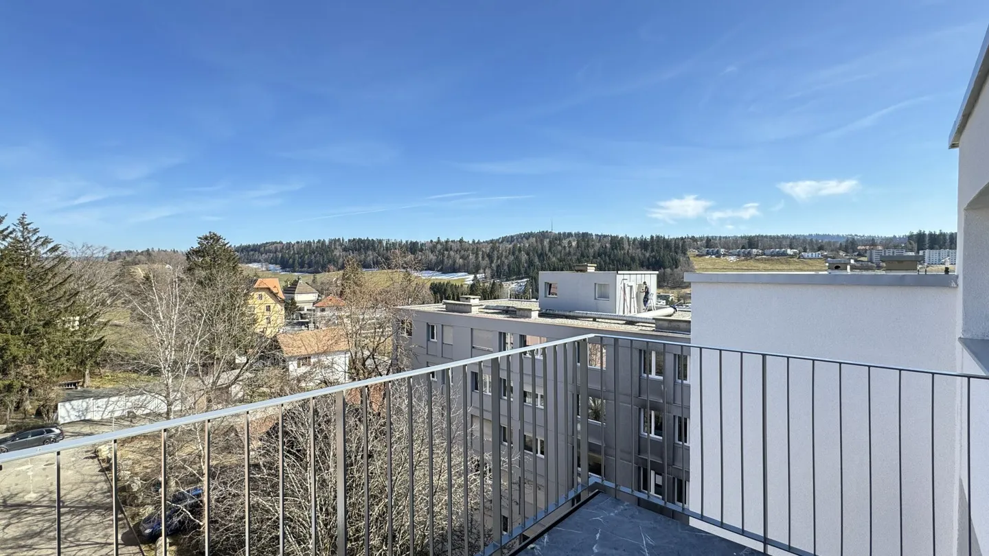 Modern 2-bedroom apartment in La Chaux-de-Fonds - Ideal for students & first occupation - Photo 11 of 12