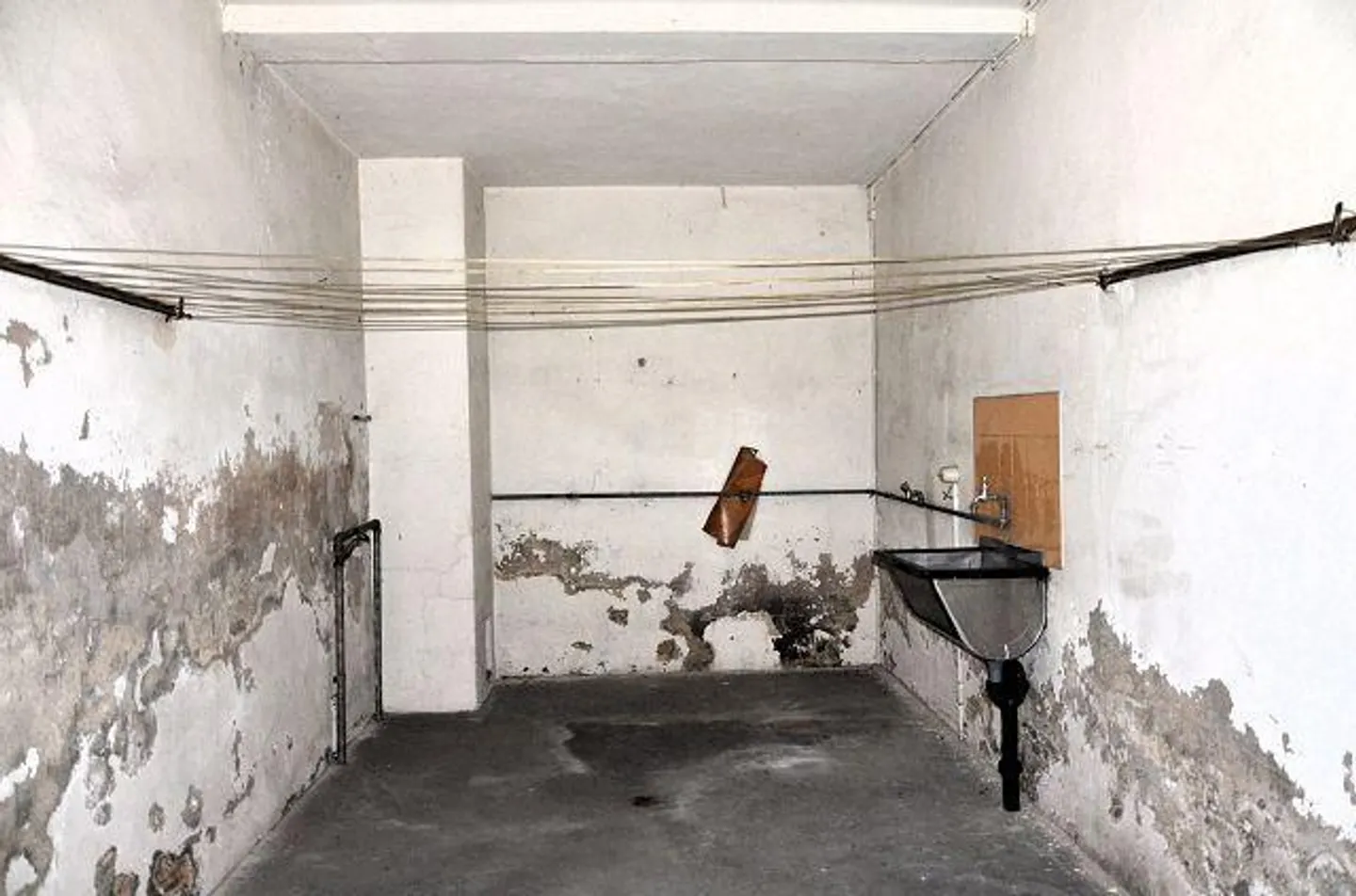 Grande maison tessinoise à rénover sur 3 étages avec annexe, centrale... - Photo 16 sur 38
