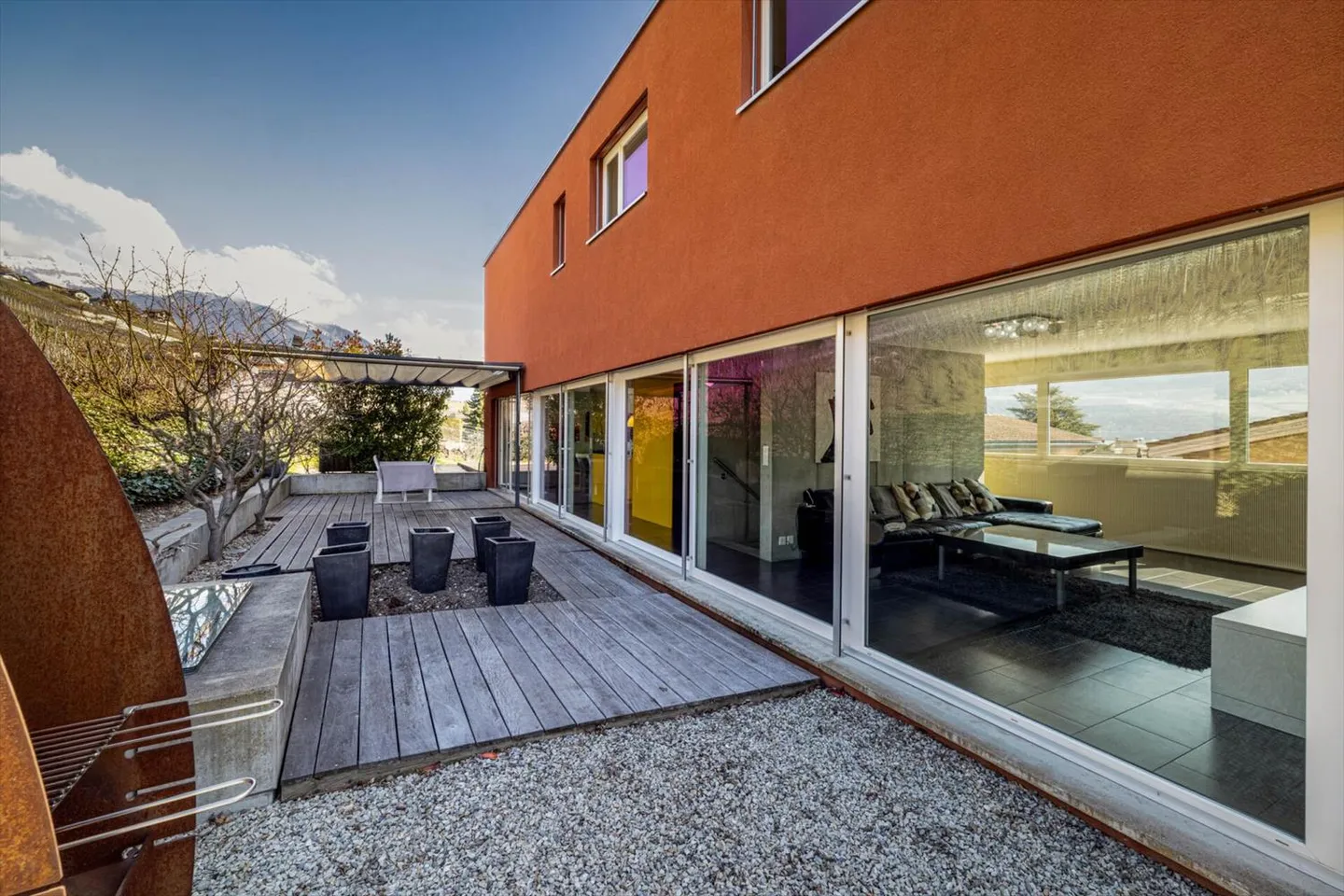 VILLA CONTEMPORANEA ELEVATA 7 CAMERE ½ DI 215 M2 NEL CUORE DEI VIGNETI A NOËS (SIERRE) - Foto 5 di 13