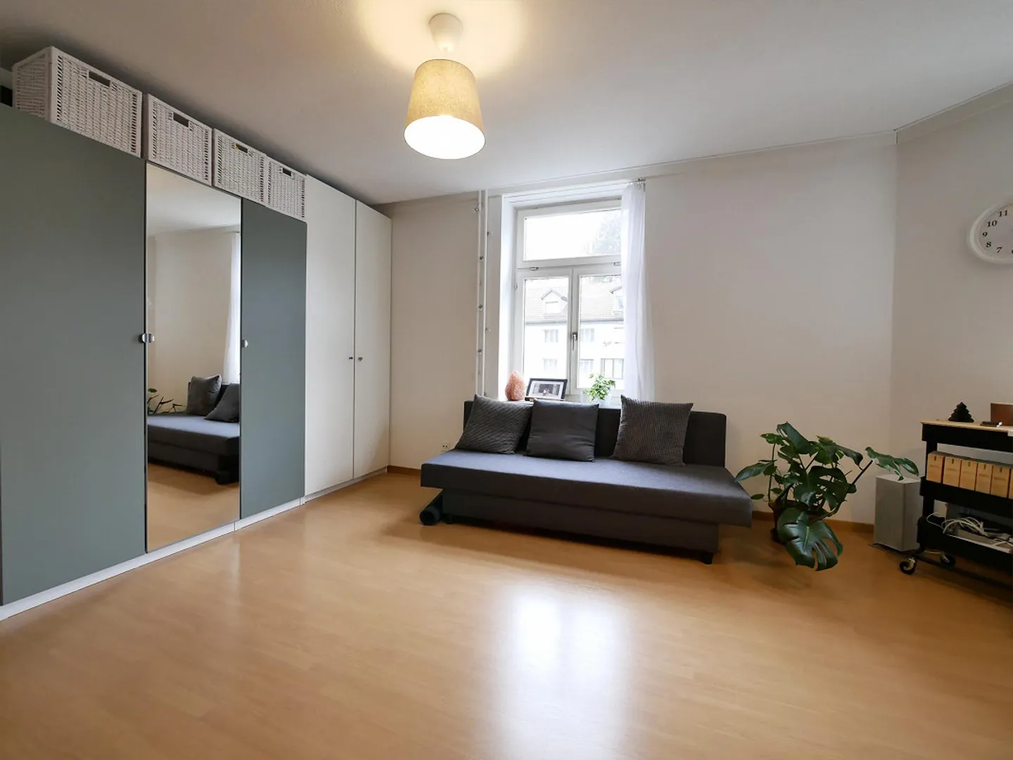 Appartement pour étudiants/résidents temporaires près de la gare/université/FHS/BVGer - Photo 1 sur 8