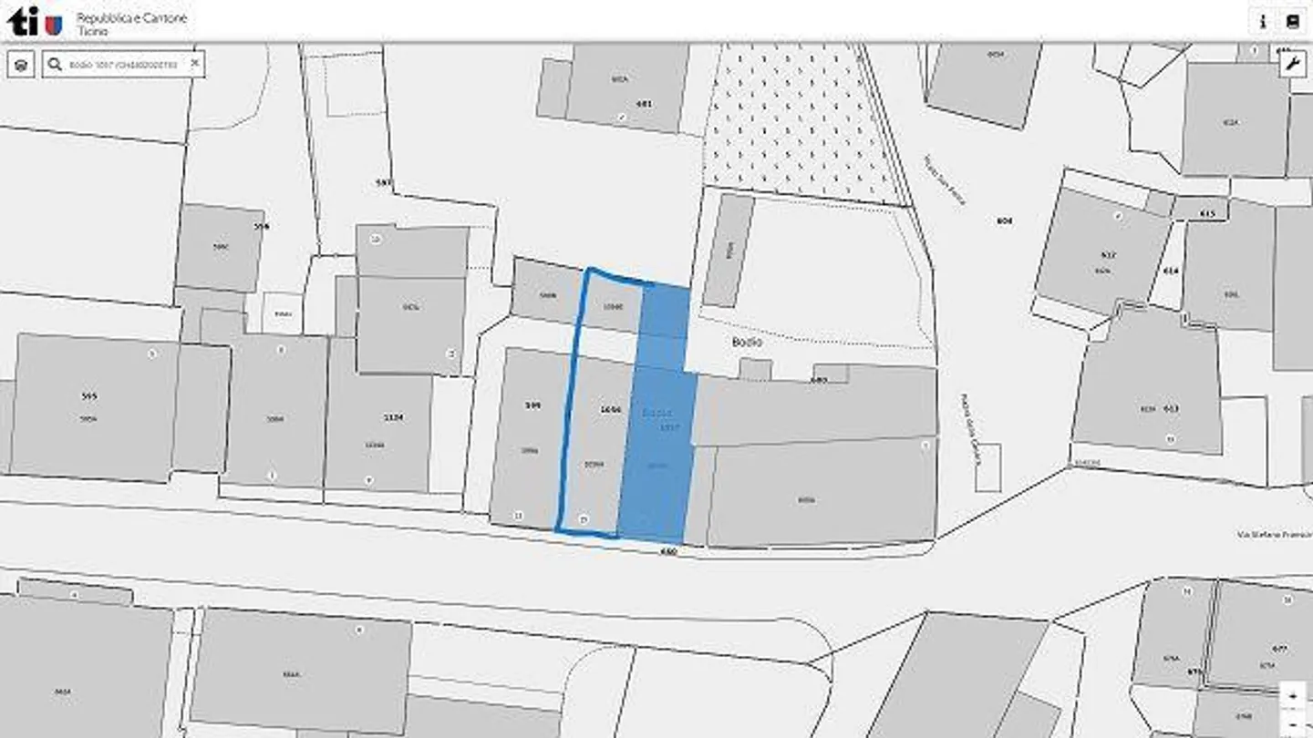 Grande maison tessinoise à rénover sur 3 étages avec annexe, centrale... - Photo 37 sur 38