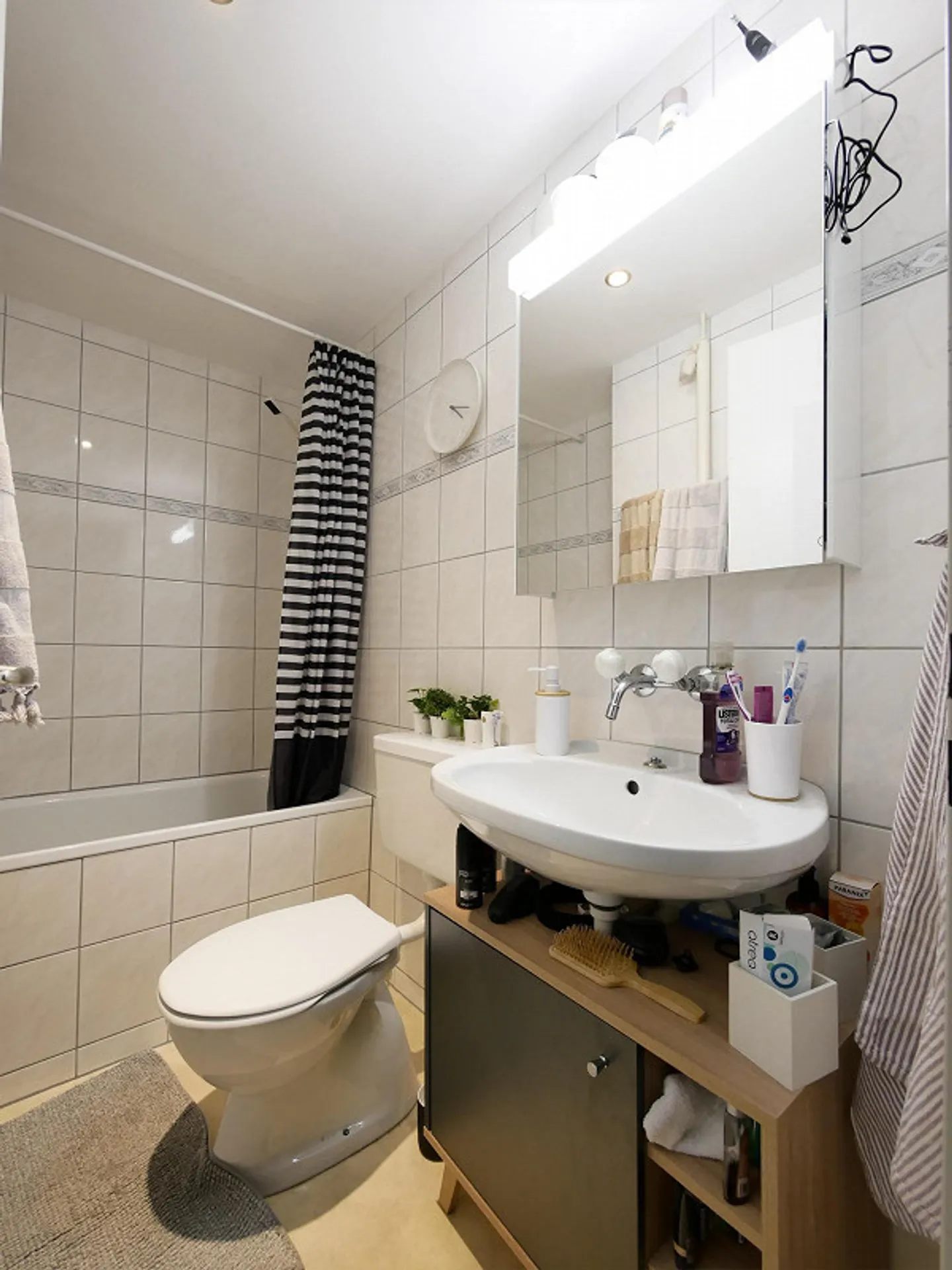 Appartement pour étudiants/résidents temporaires près de la gare/université/FHS/BVGer - Photo 8 sur 8