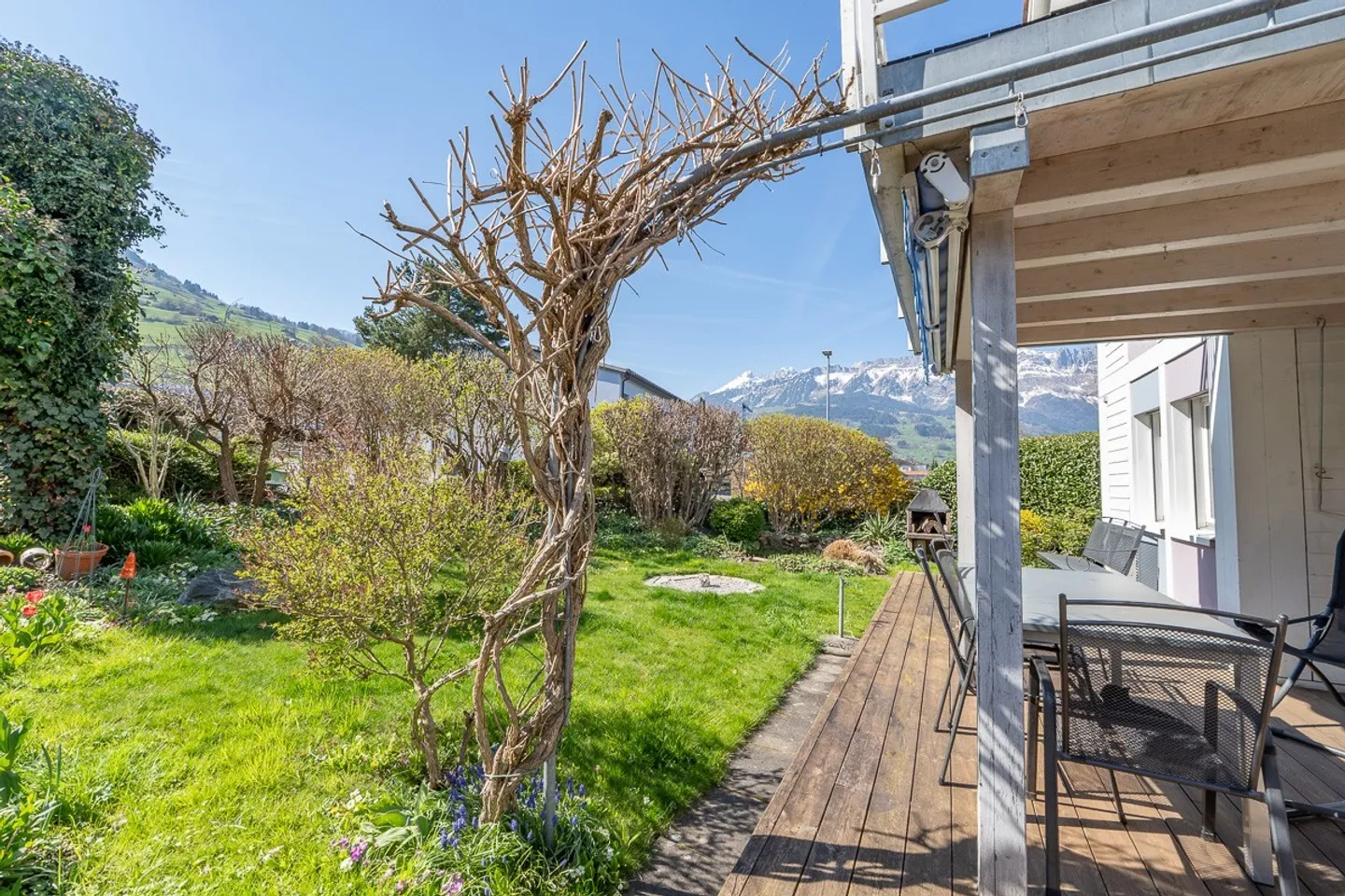 Casa unifamiliare di 6,5 stanze con vista sulle montagne - Foto 6 di 12