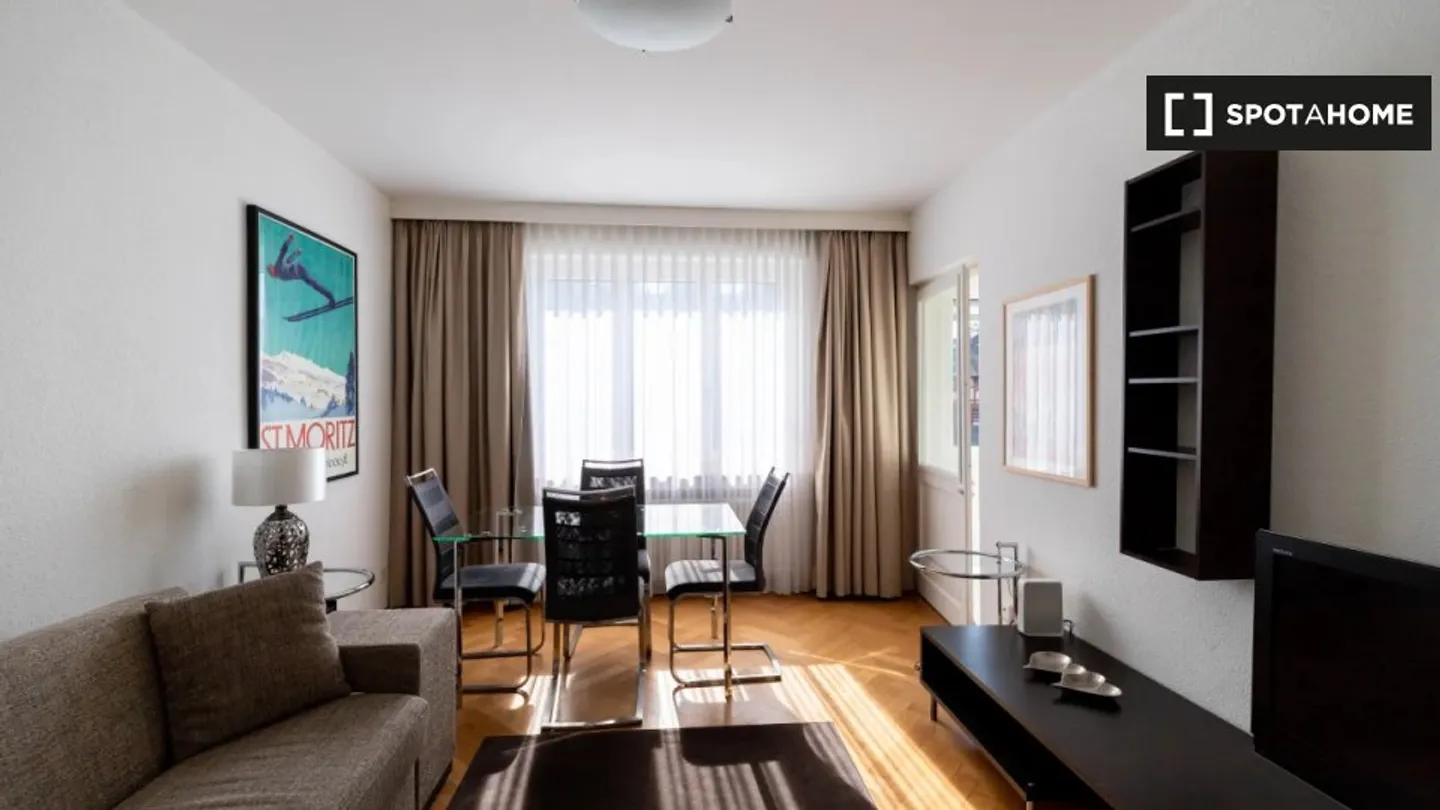 Entdecke, besichtige und miete dein neues Zuhause online mit vollem Vertrauen. - Foto 5 von 10