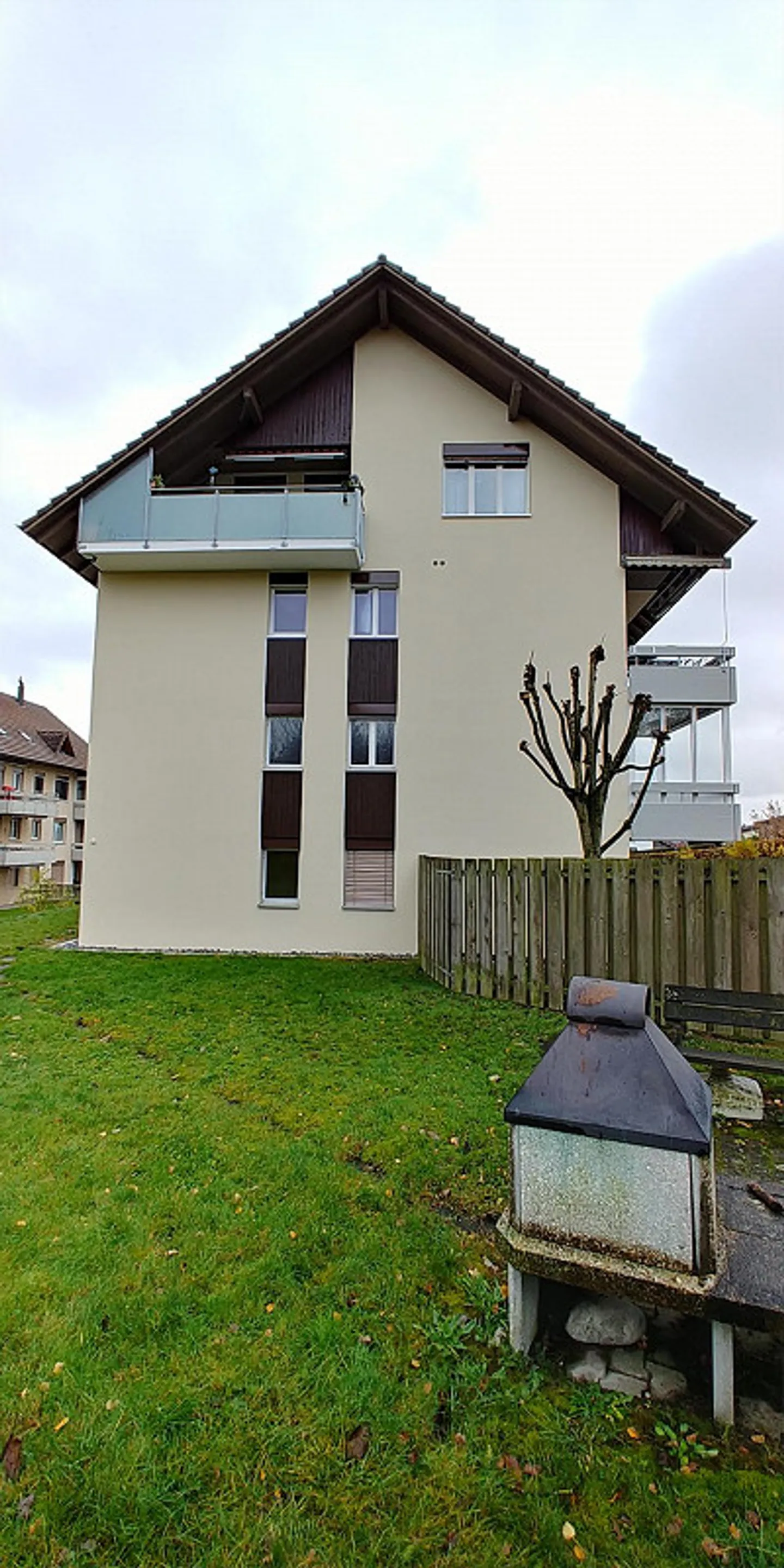 Appartamento tranquillo di 4,5 stanze al piano terra con patio - Foto 11 di 14