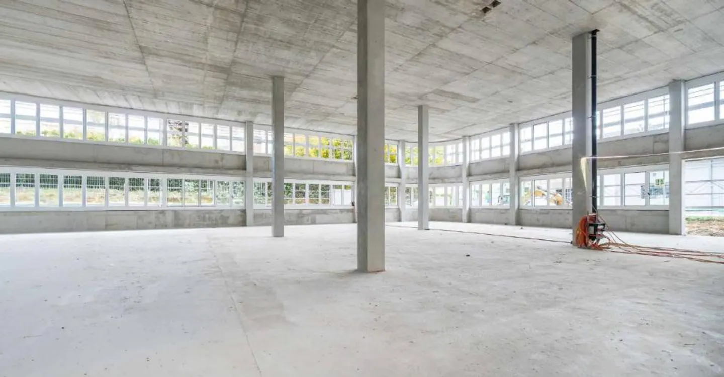 Top floor for sale in a new artisan building - Photo 6 of 9