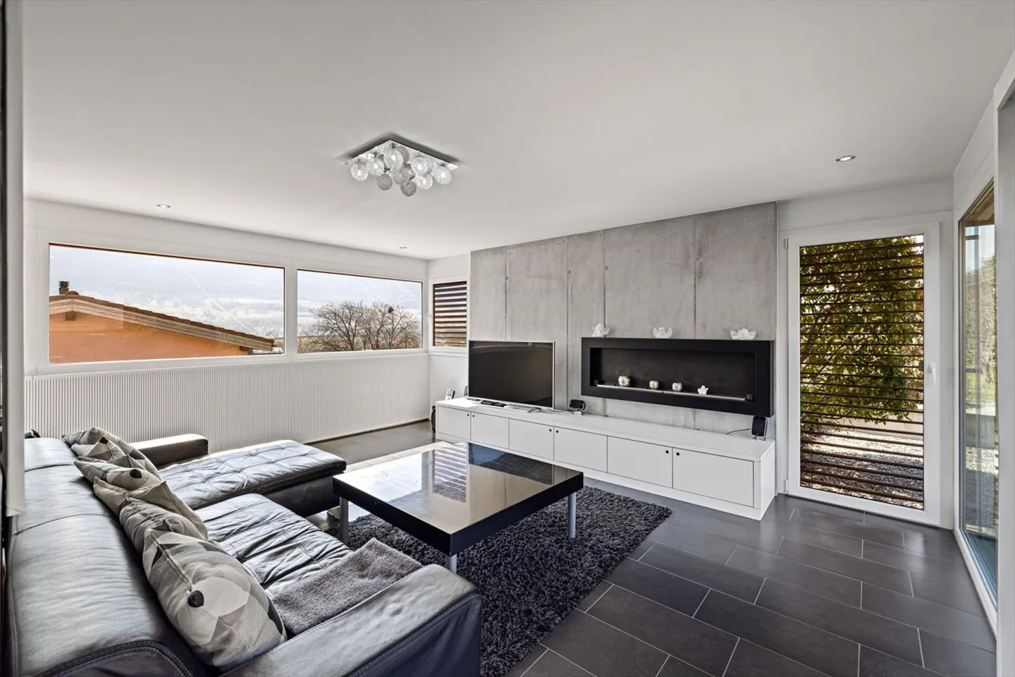 VILLA CONTEMPORANEA ELEVATA 7 CAMERE ½ DI 215 M2 NEL CUORE DEI VIGNETI A NOËS (SIERRE) - Foto 13 di 13