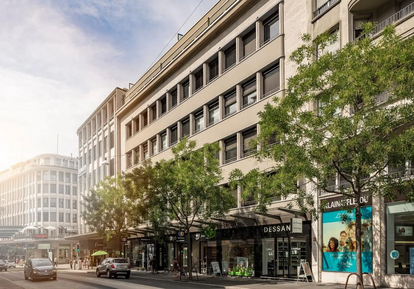 Remarkable location for your business activity - Photo 5 of 6