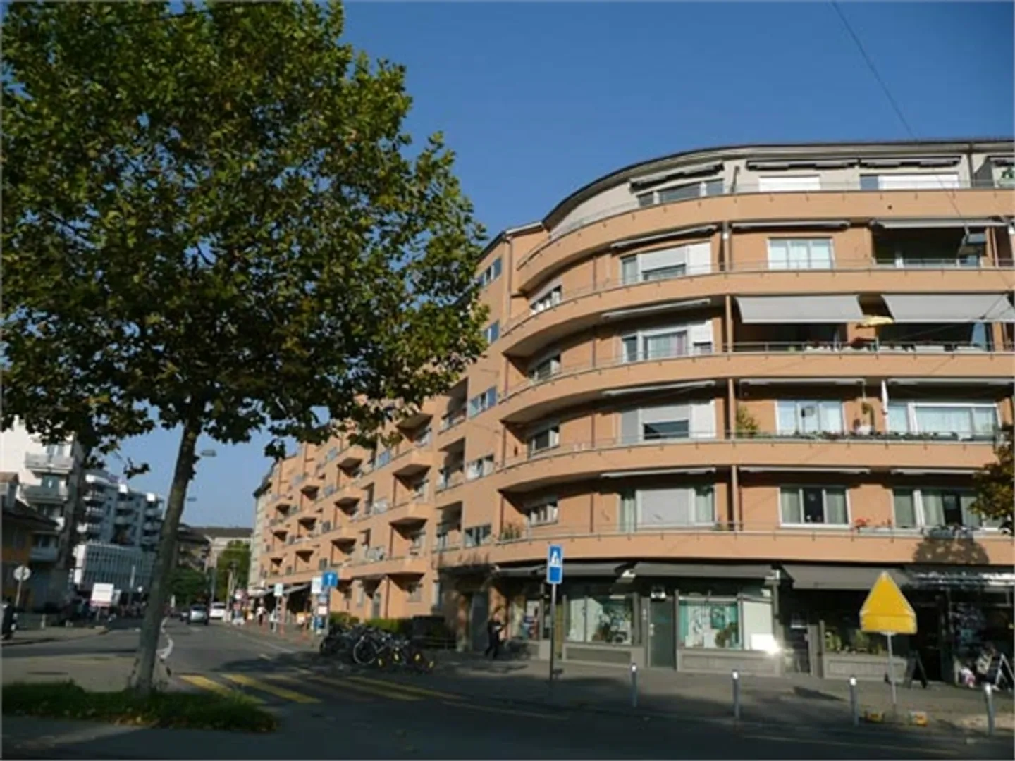 Gewerbefläche in Schmiede-Wiedikon - Foto 1 von 2