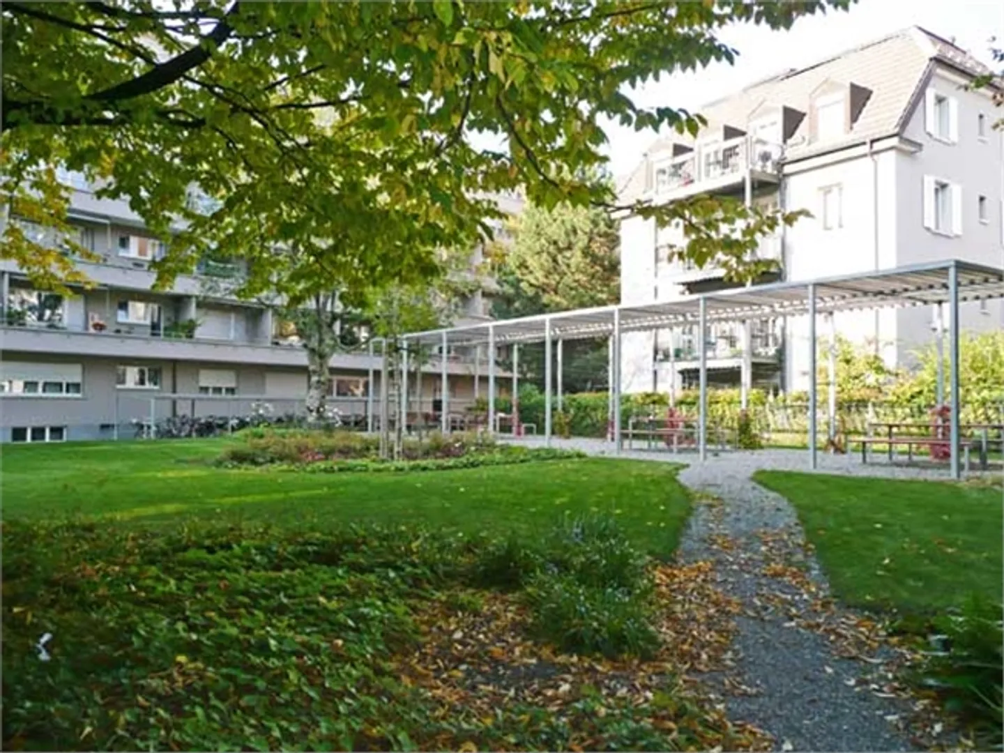 Gewerbefläche in Schmiede-Wiedikon - Foto 2 von 2