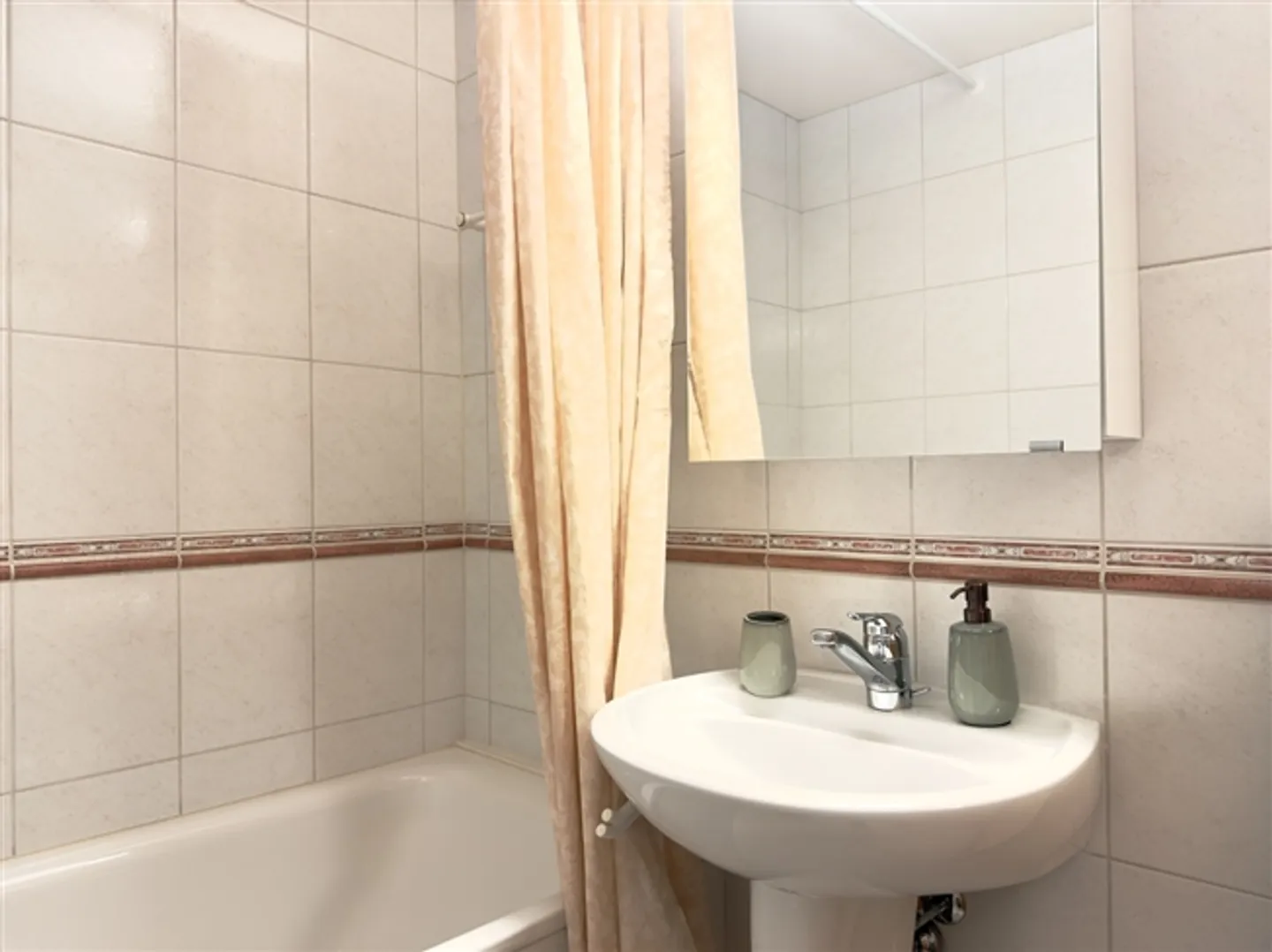 «2 Room apartment» - Foto 9 von 10
