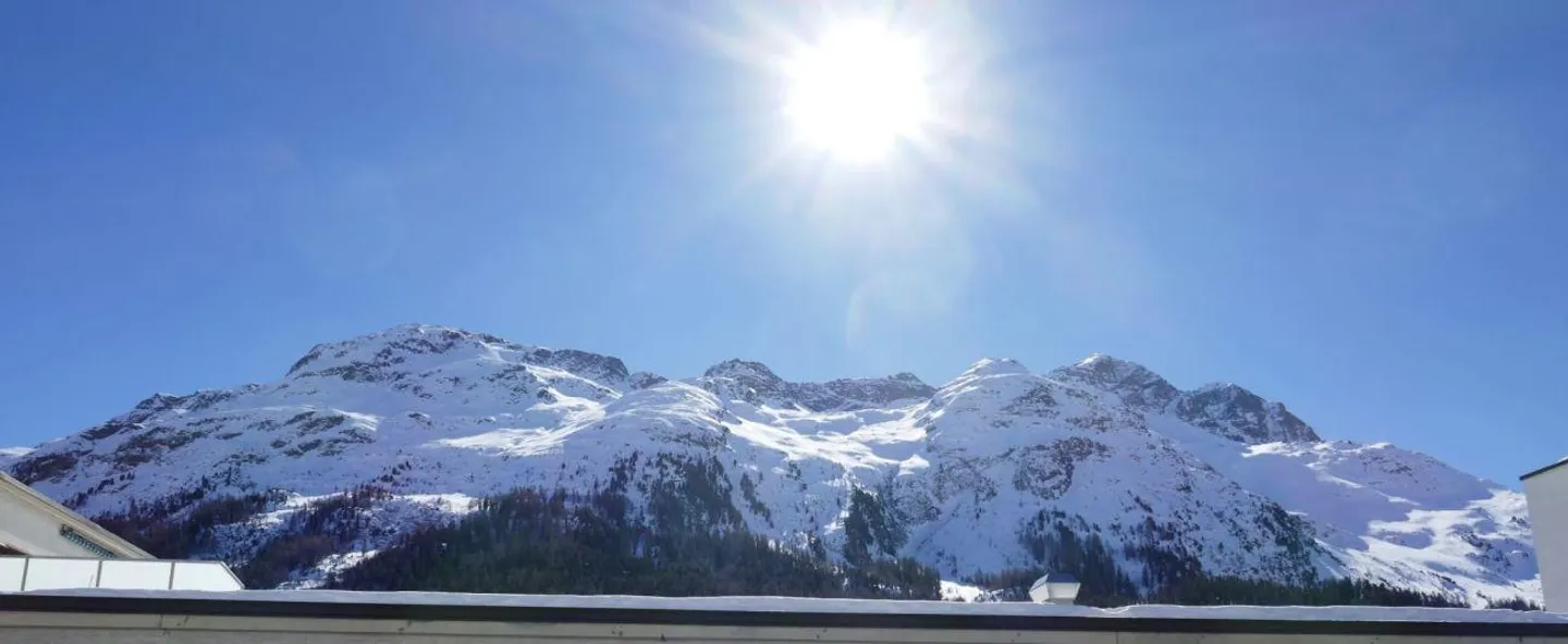 Renovierte Wohnung nahe St. Moritz - Foto 1 von 9