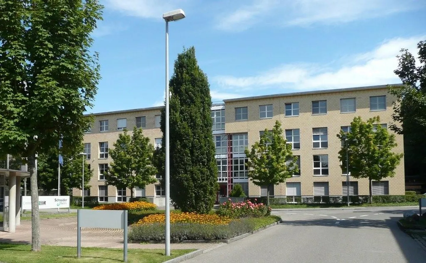 Büroräumlichkeiten, Parterre - Foto 2 von 9