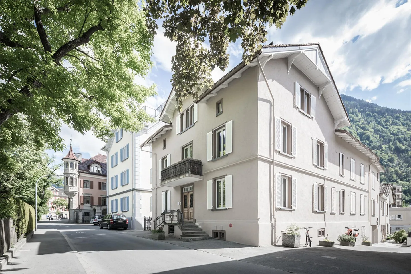 1 1/2 Room Apartment 2nd Floor 11 - Photo 2 of 4