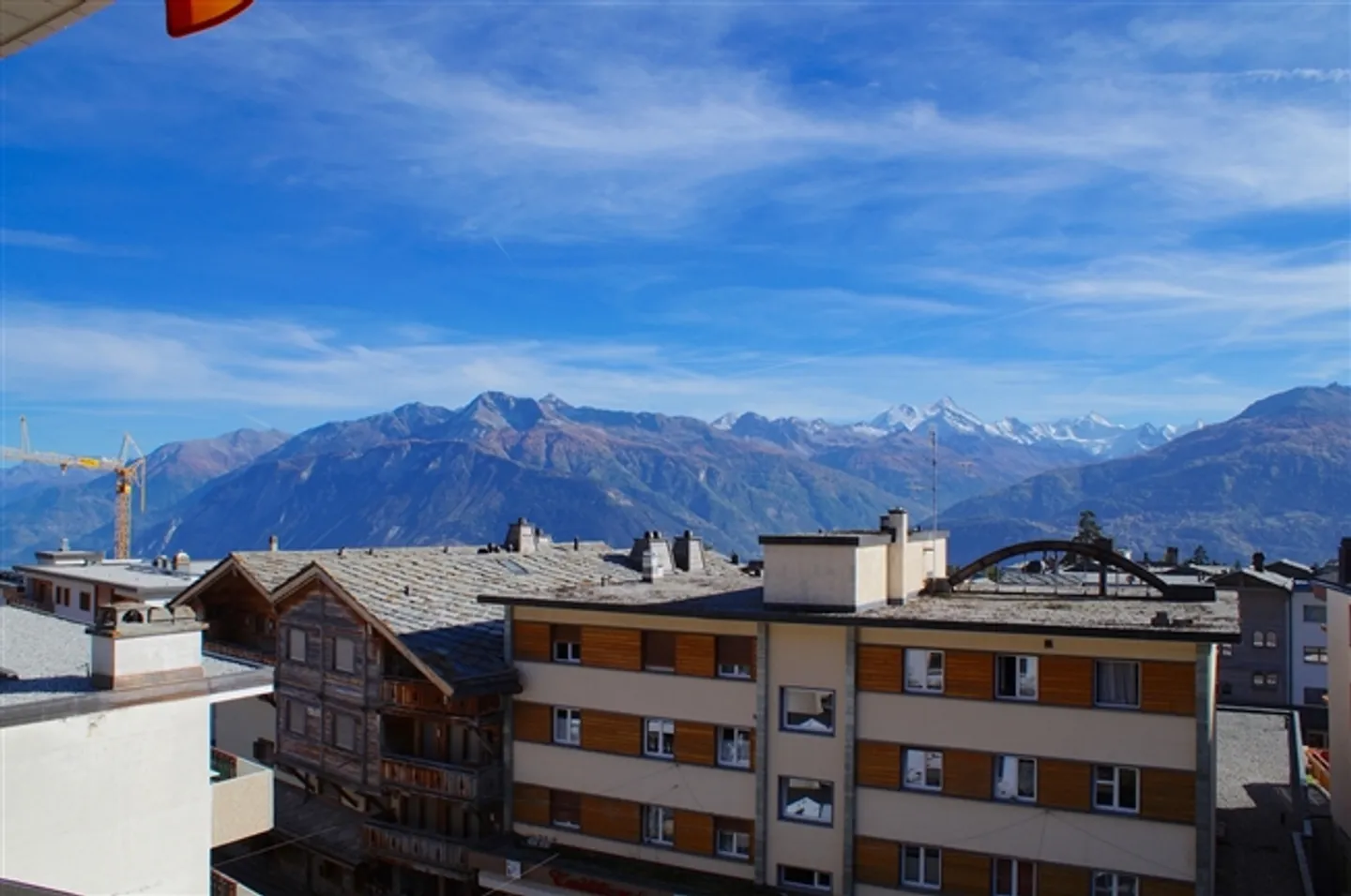 LOC 107 - ZODIAC - Photo 8 of 17