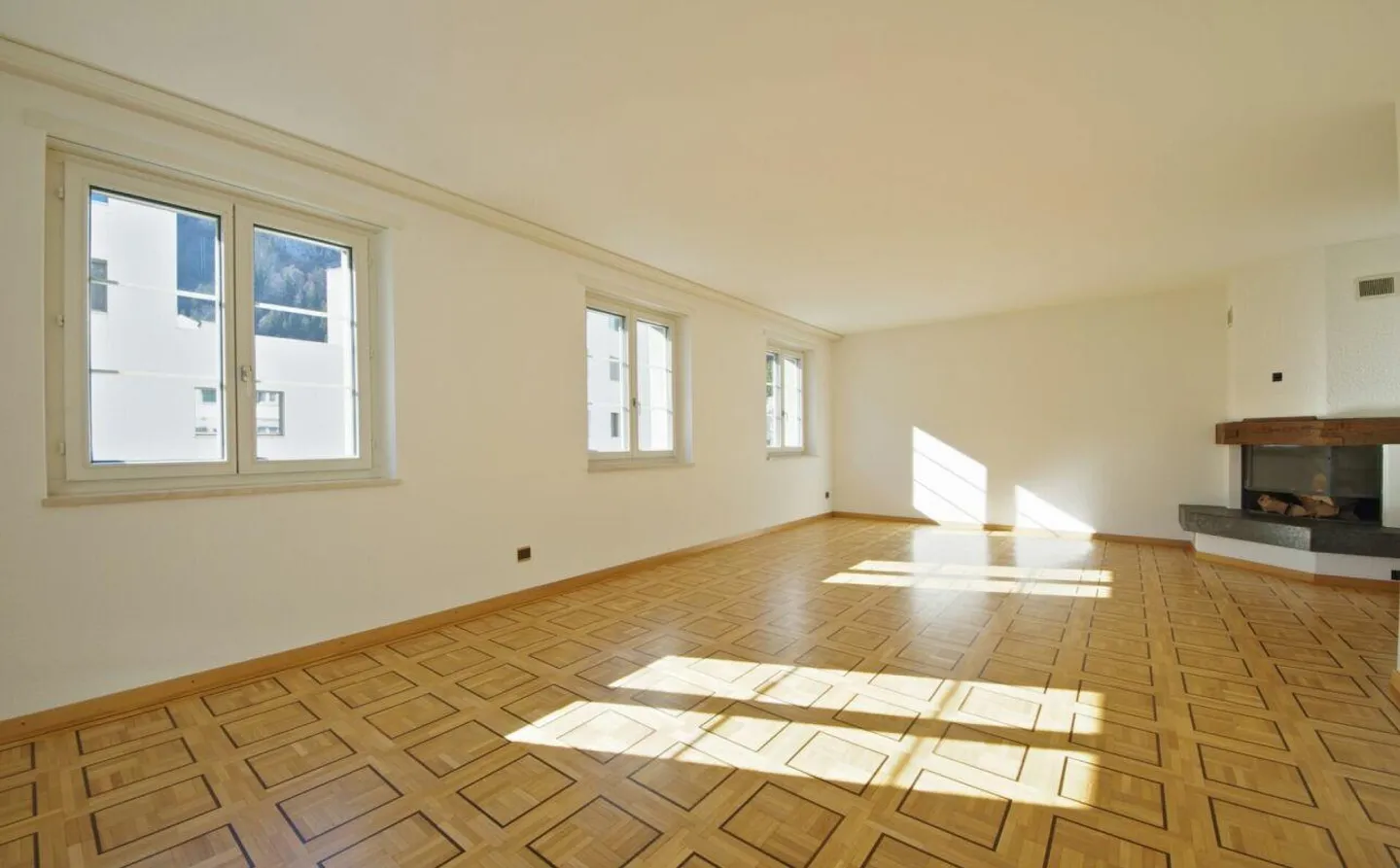 3.5-ROOM APARTMENT - Photo 1 of 12