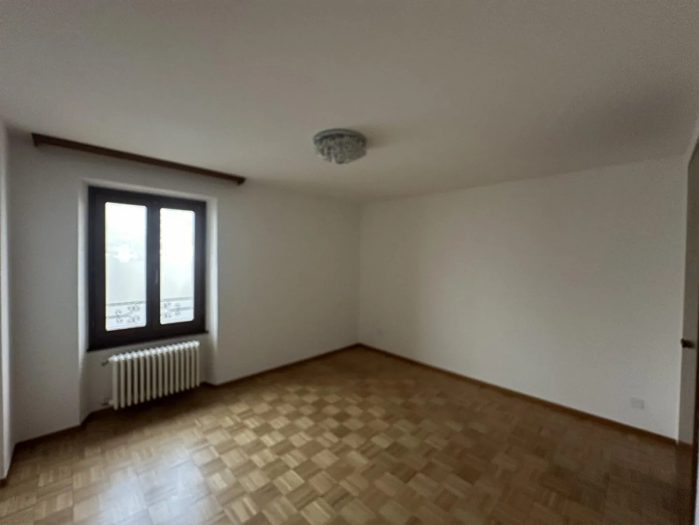 Appartamento sul lago con terrazza - Foto 8 di 9