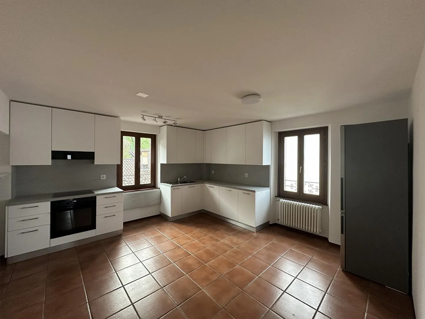 Appartamento sul lago con terrazza - Foto 5 di 9