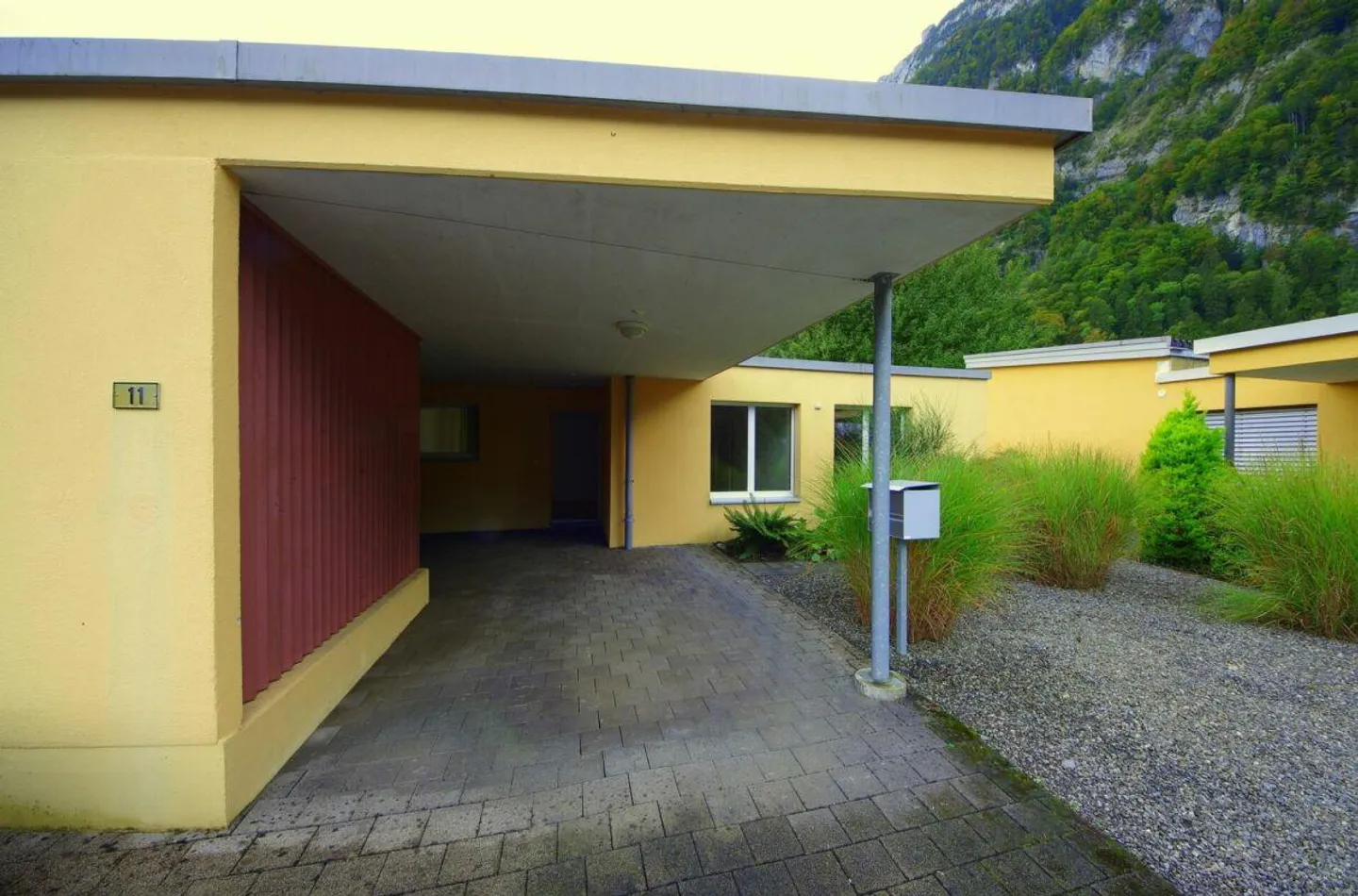 Stilvoller Bungalow in ruhiger Lage - Foto 3 von 15