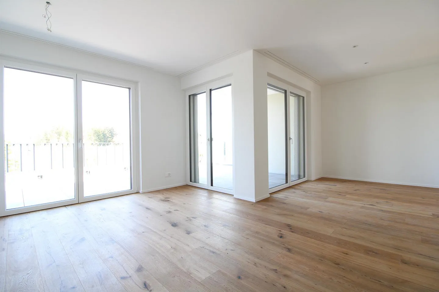 Exklusive 3.5 Zimmer-Attikawohnung im Neubau - Photo 6 of 9