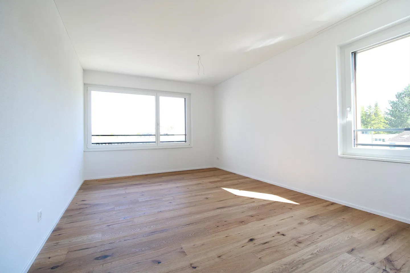 Exklusive 3.5 Zimmer-Attikawohnung im Neubau - Photo 7 of 9