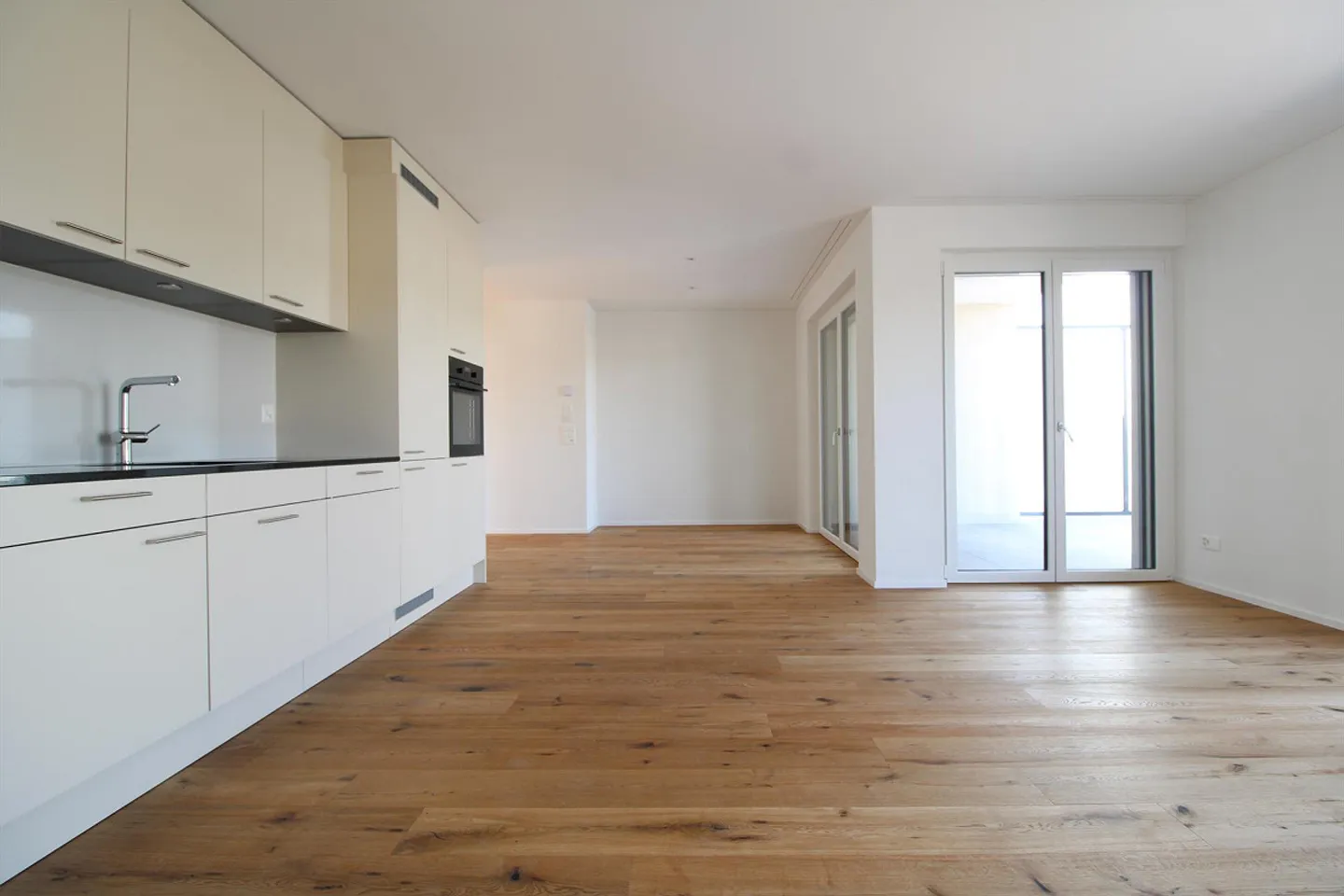 Exklusive 3.5 Zimmer-Attikawohnung im Neubau - Photo 4 of 9