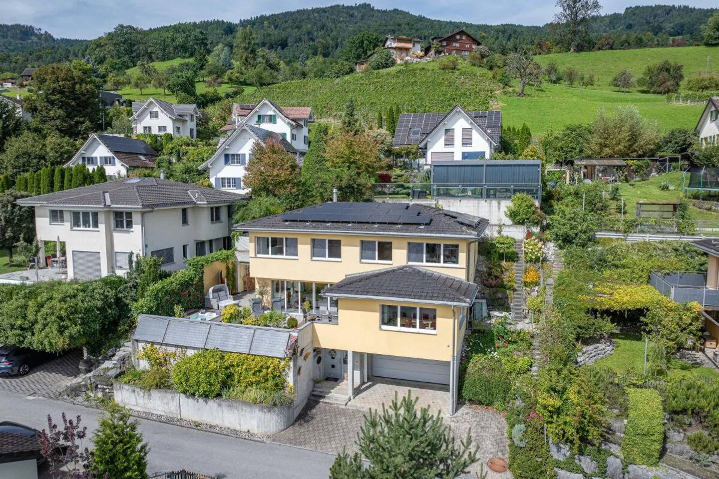 Charmantes Einfamilienhaus mit Aussicht - Foto 2 von 12