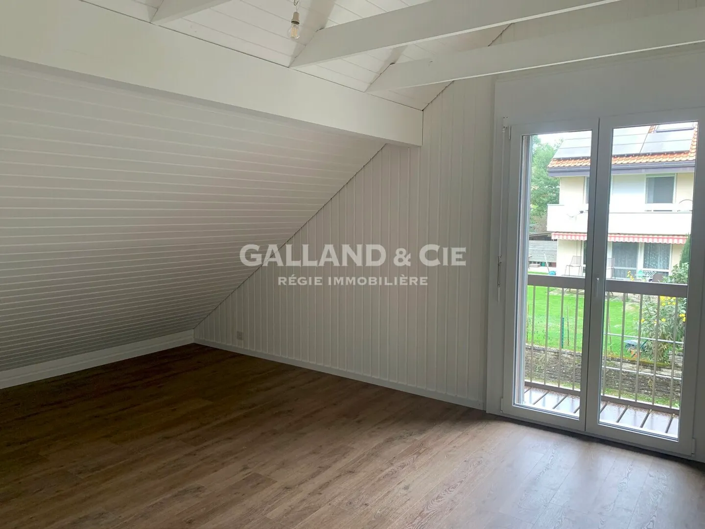 Casa completamente ristrutturata con giardino di 900 m2 - Foto 6 di 9