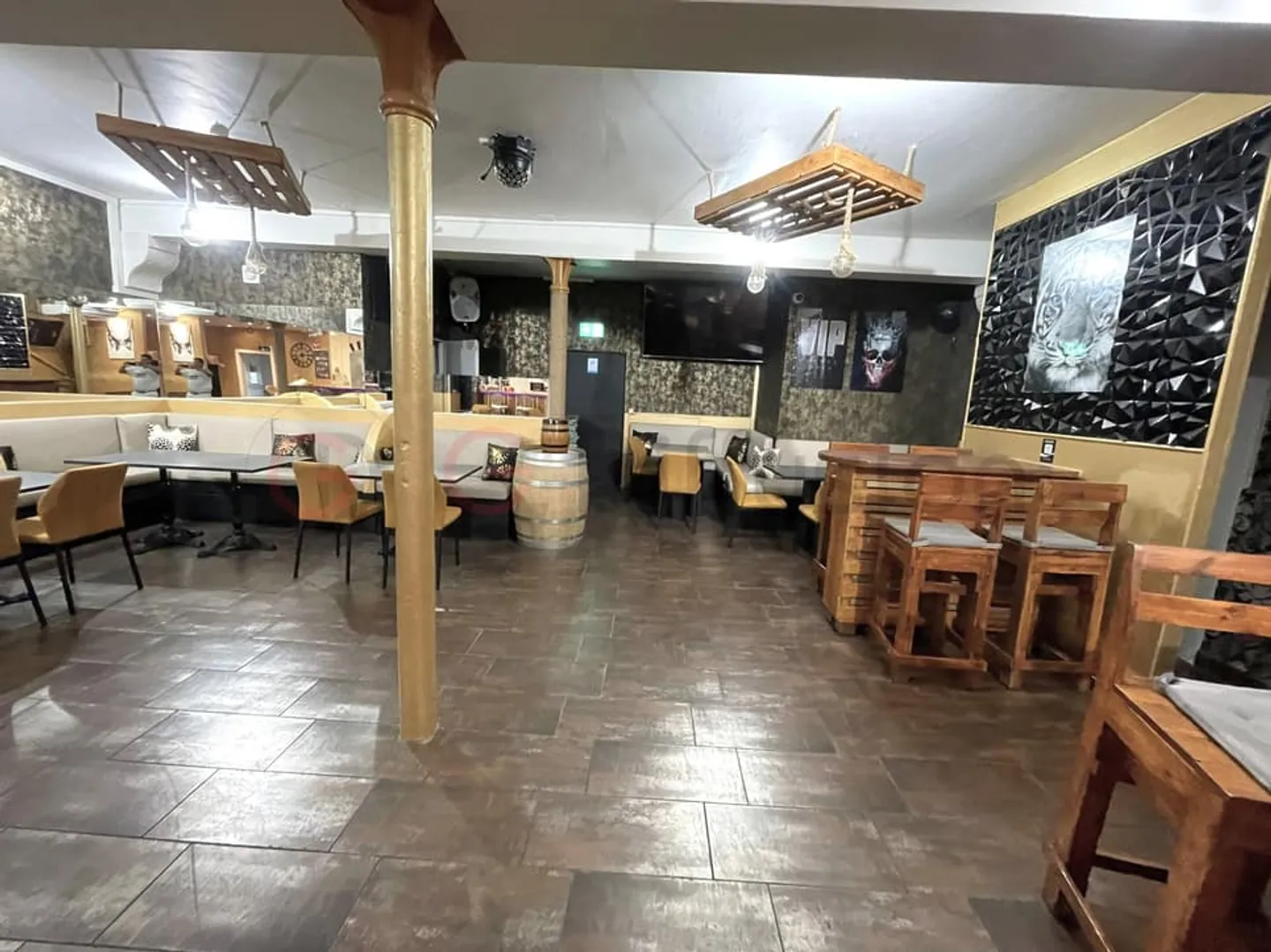 150 m2 Restaurant in the center of Montreux - Photo 1 of 9