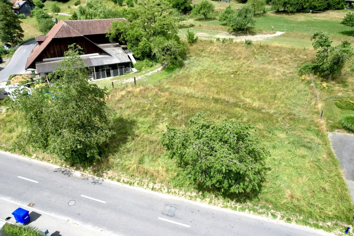 Ottimo terreno in una posizione legata alla natura - Foto 2 di 3
