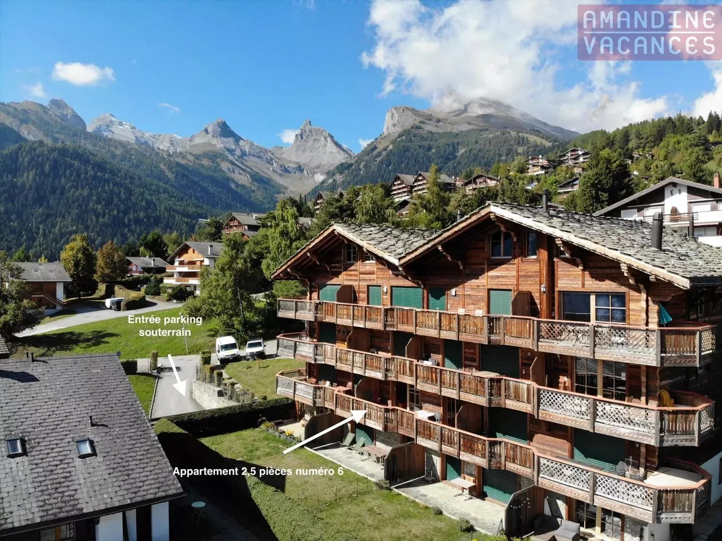 Saison hiver  2025 /2026 cosy 2,5 pièces - Photo 2 sur 13