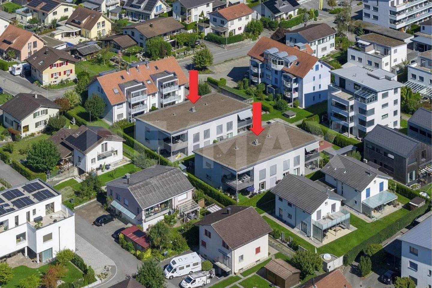 Pacchetto residenziale con due case multifamiliari affittate - Foto 1 di 13