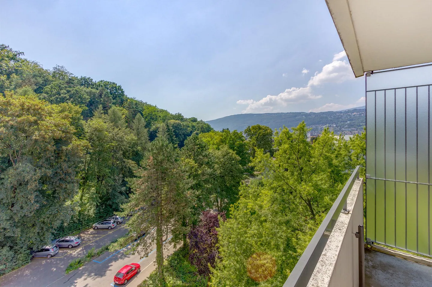 Meravigliose viste sulla città di Biel - Foto 10 di 11