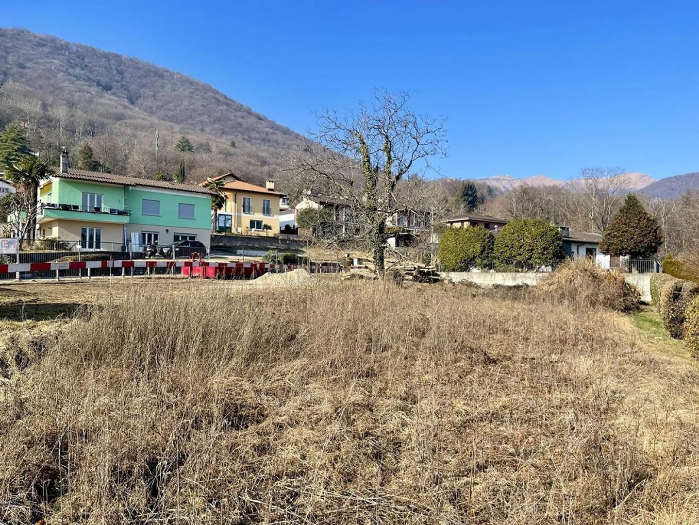 Terreno Edificabile a Pura - Foto 1 di 5