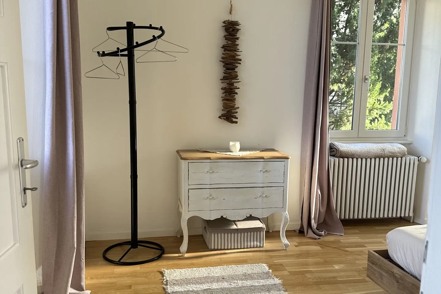 Tower Apartment in Historic Villa - Photo 7 of 11
