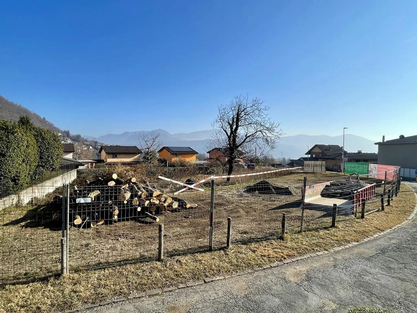 Terreno Edificabile a Pura - Foto 2 di 5