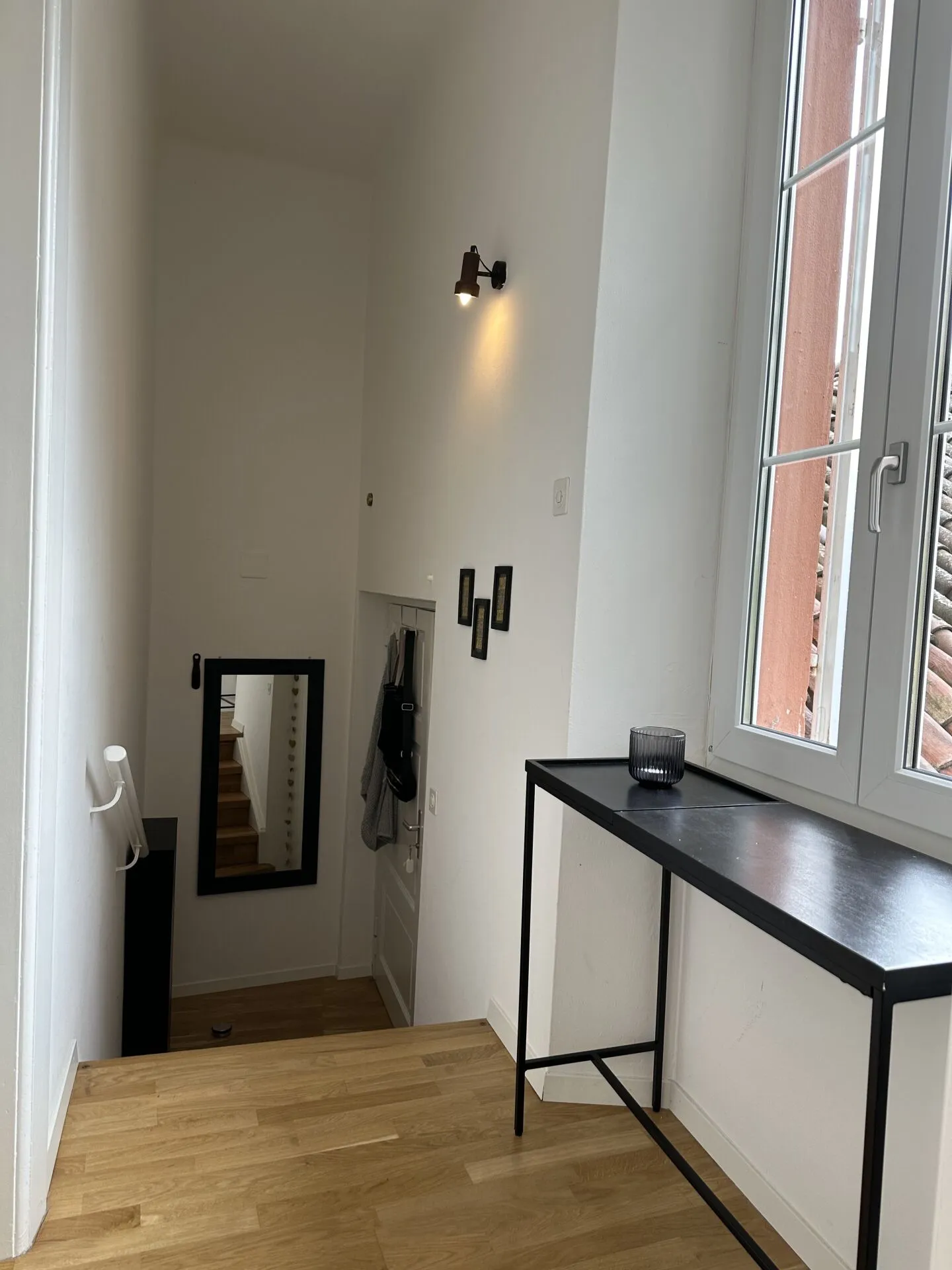 Tower Apartment in Historic Villa - Photo 11 of 11