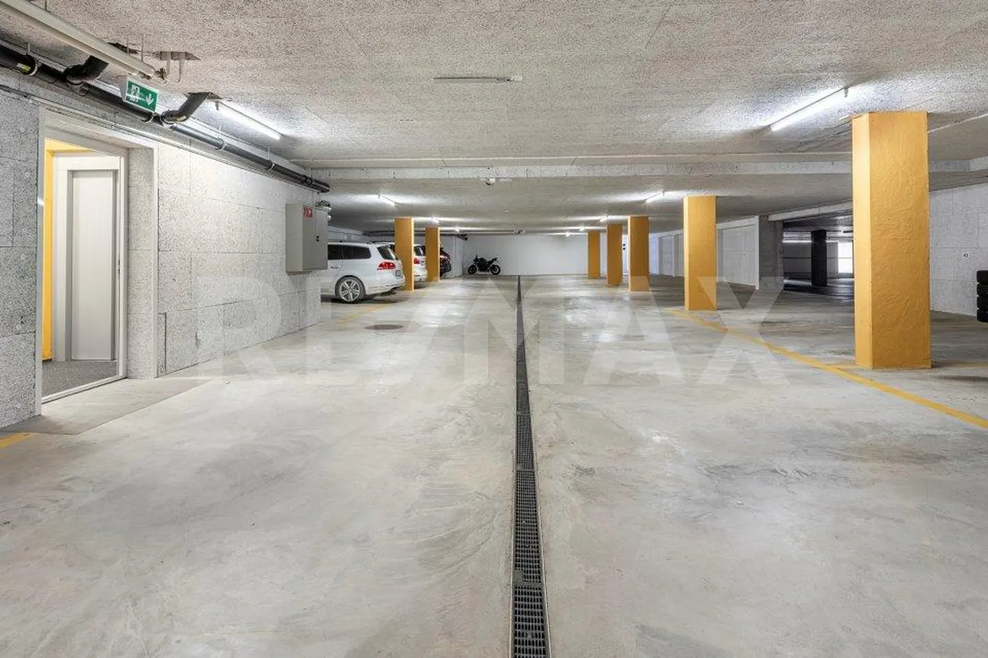 Pacchetto residenziale con due case multifamiliari affittate - Foto 13 di 13